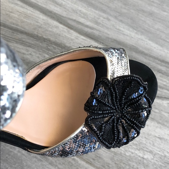 Sequin Flower Heels - Picture 4 of 7